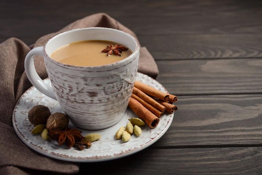 como preparar un buen te con leche sin errores